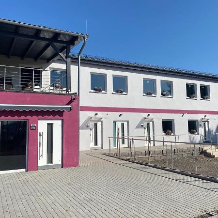 Apartmenthaus Krone Wohnen Mit Herz 벡스바흐 외부 사진