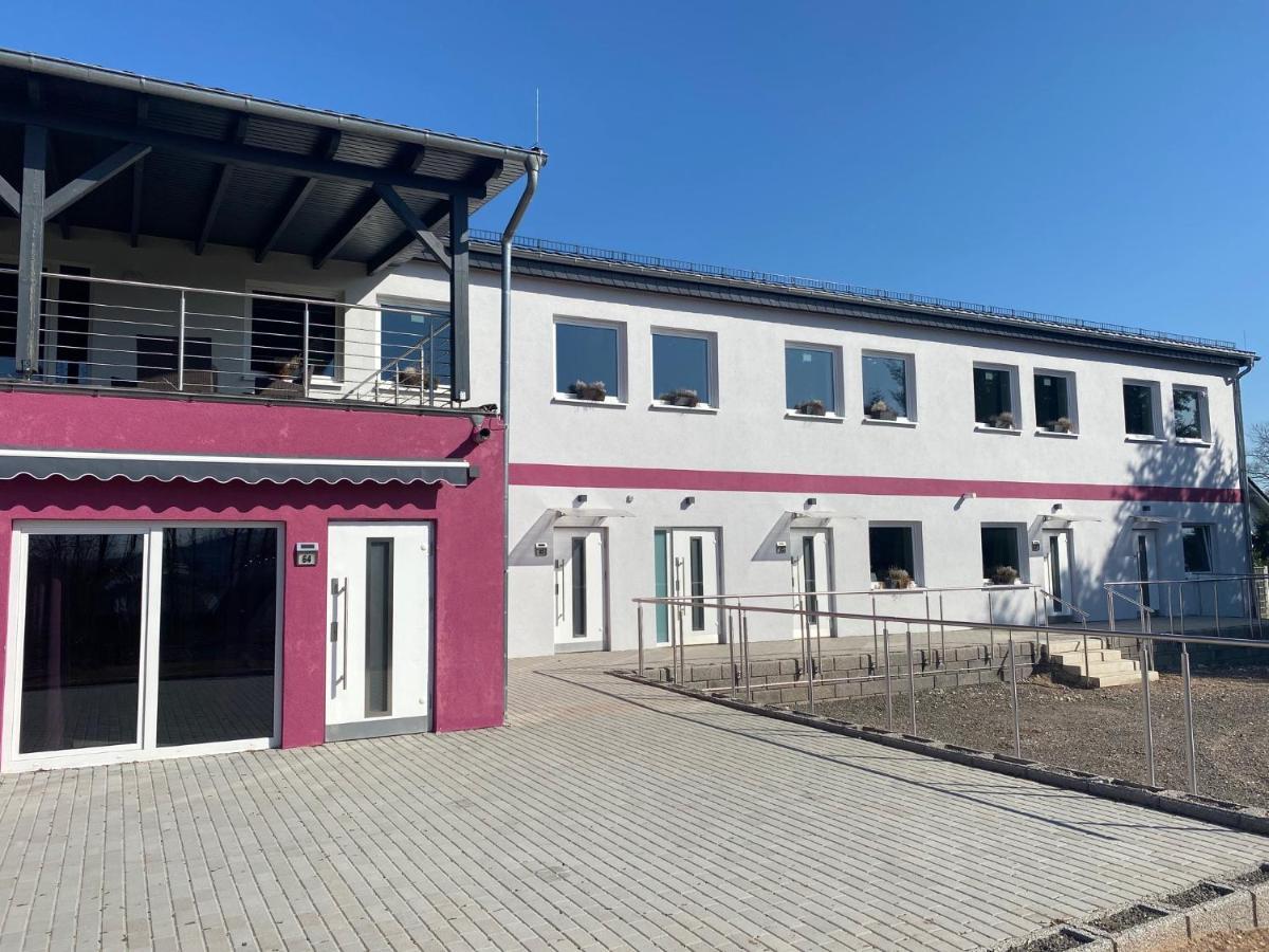 Apartmenthaus Krone Wohnen Mit Herz 벡스바흐 외부 사진